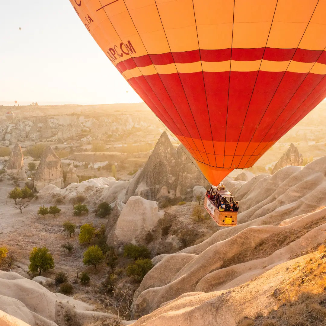 Kapadokya Balon Turu Deneyimi: Sabah Nasıl Geçiyor, Ne Hissediliyor?