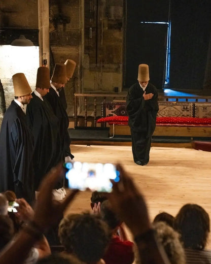 Kapadokya Saruhan Kervansarayı etkinliklerinden semazen gösterisi