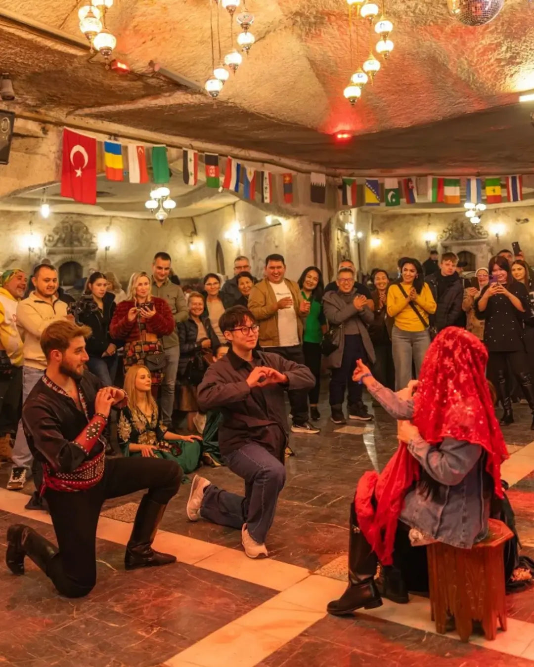Geleneksel Kapadokya Türk Gecesi etkinliği misafirlerimiz