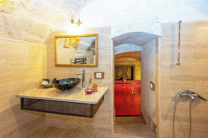 Kapadokya oda içinde havuz olan otel odası